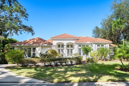 690 Marbrisa River Lane