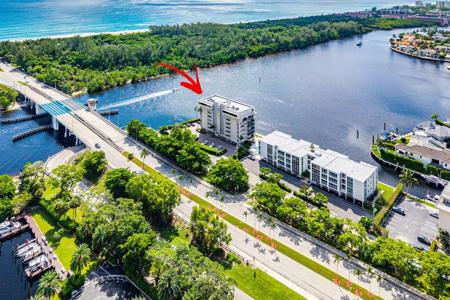 900 NE Spanish River Boulevard