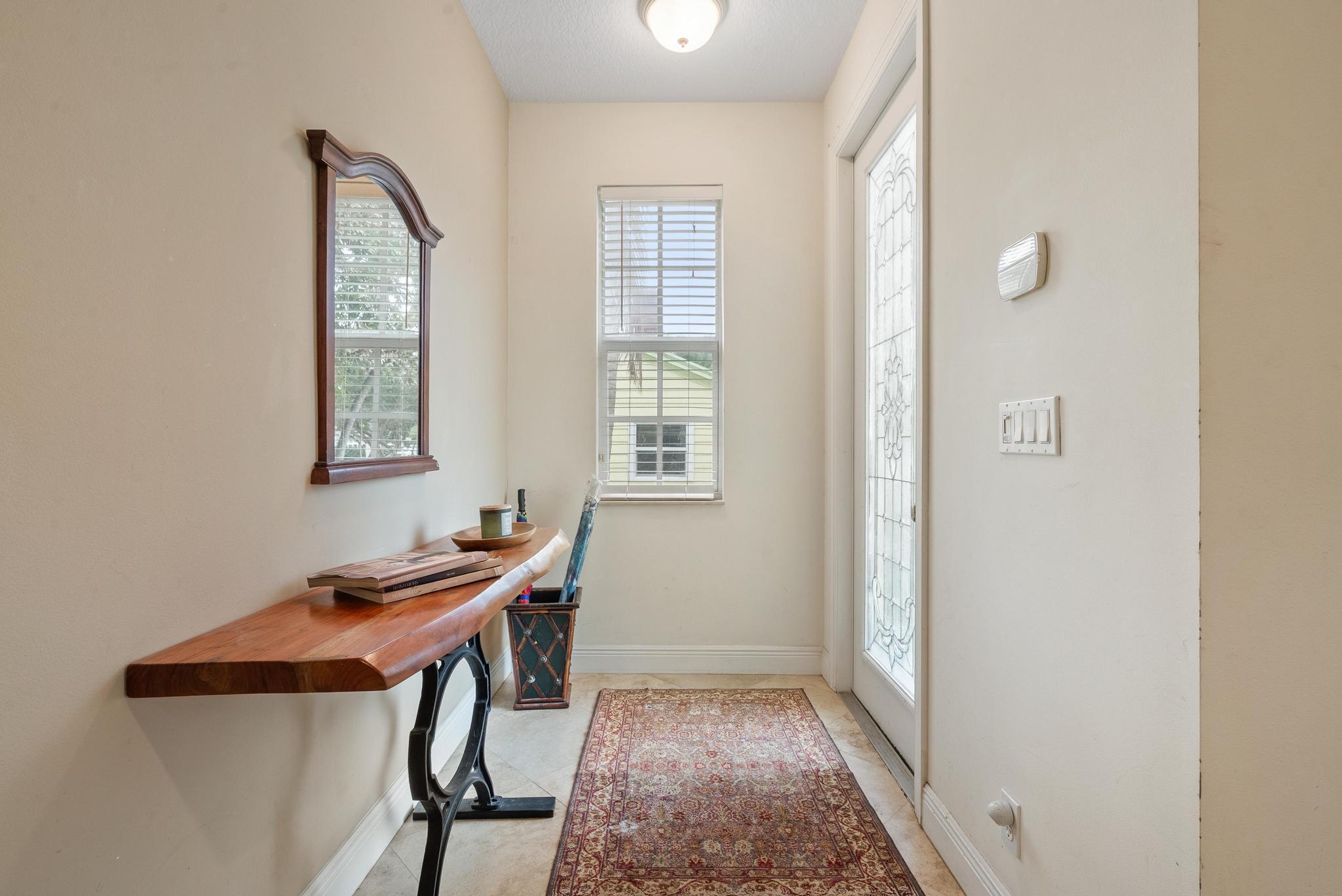 Image 3: Front door hallway
