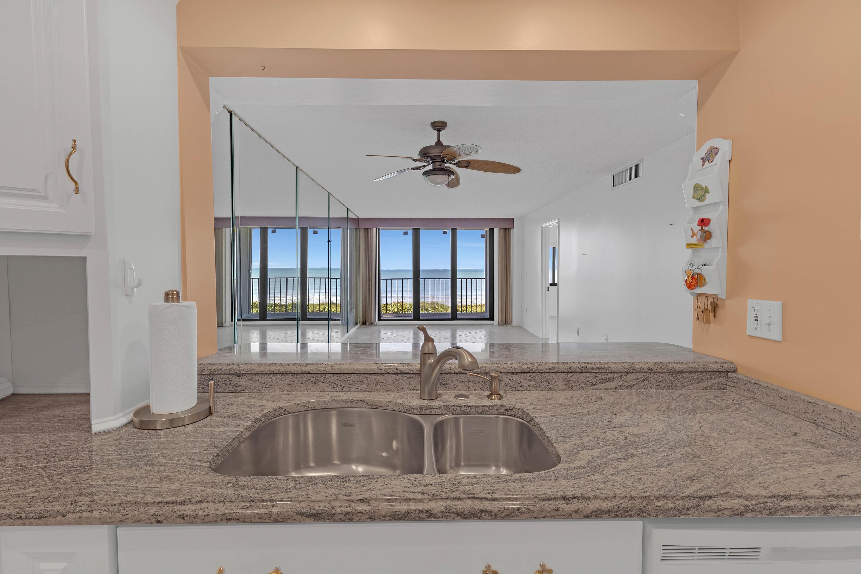 Image 3: Living and Kitchen view