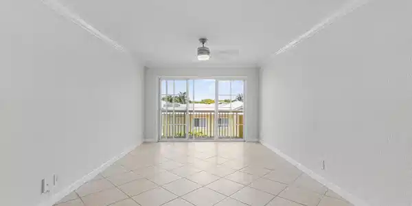 Image 2: GF4A1189Pine Crest Village-by Pwayko