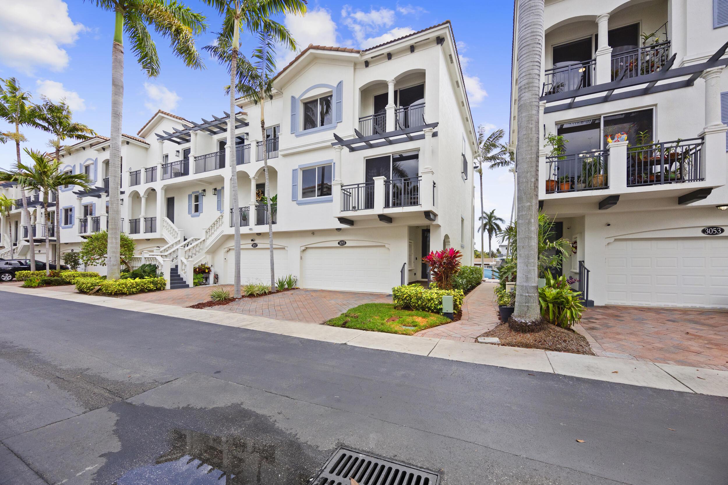 Image 2: Mediterranean elegance meets modern waterfront liv