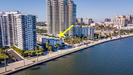 1527 S Flagler Drive