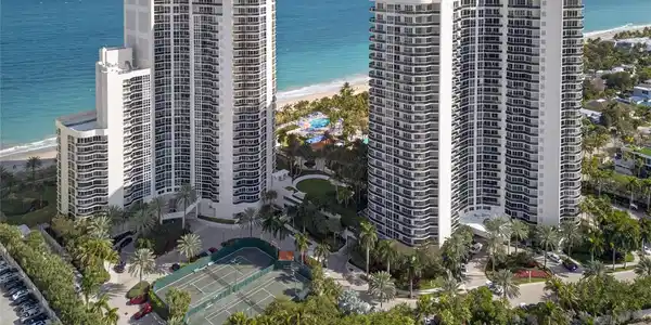 3200 N Ocean Boulevard