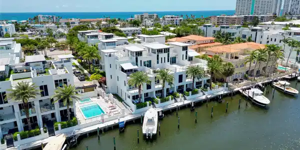 244 Shore Court