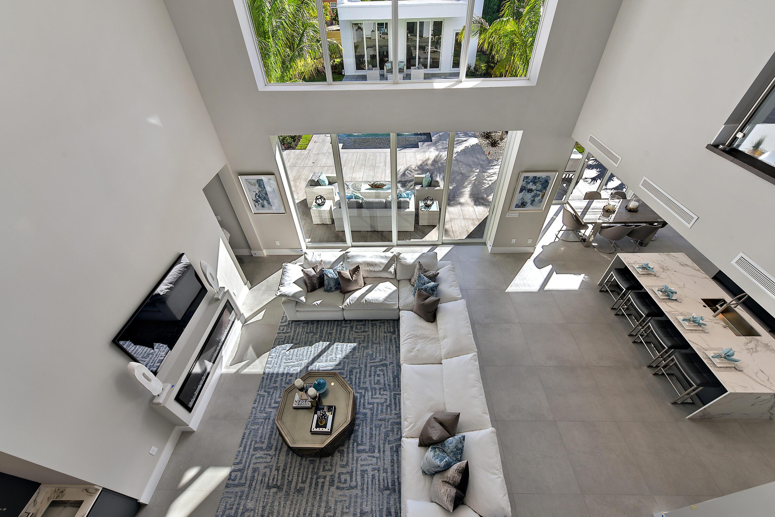 Image 3: 222 NW 18th St Delray Beach FL-print-059