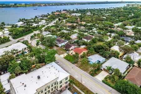 3633 N Flagler Drive