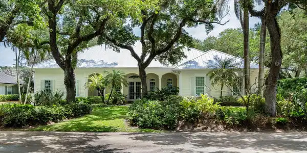 1031 River Trail