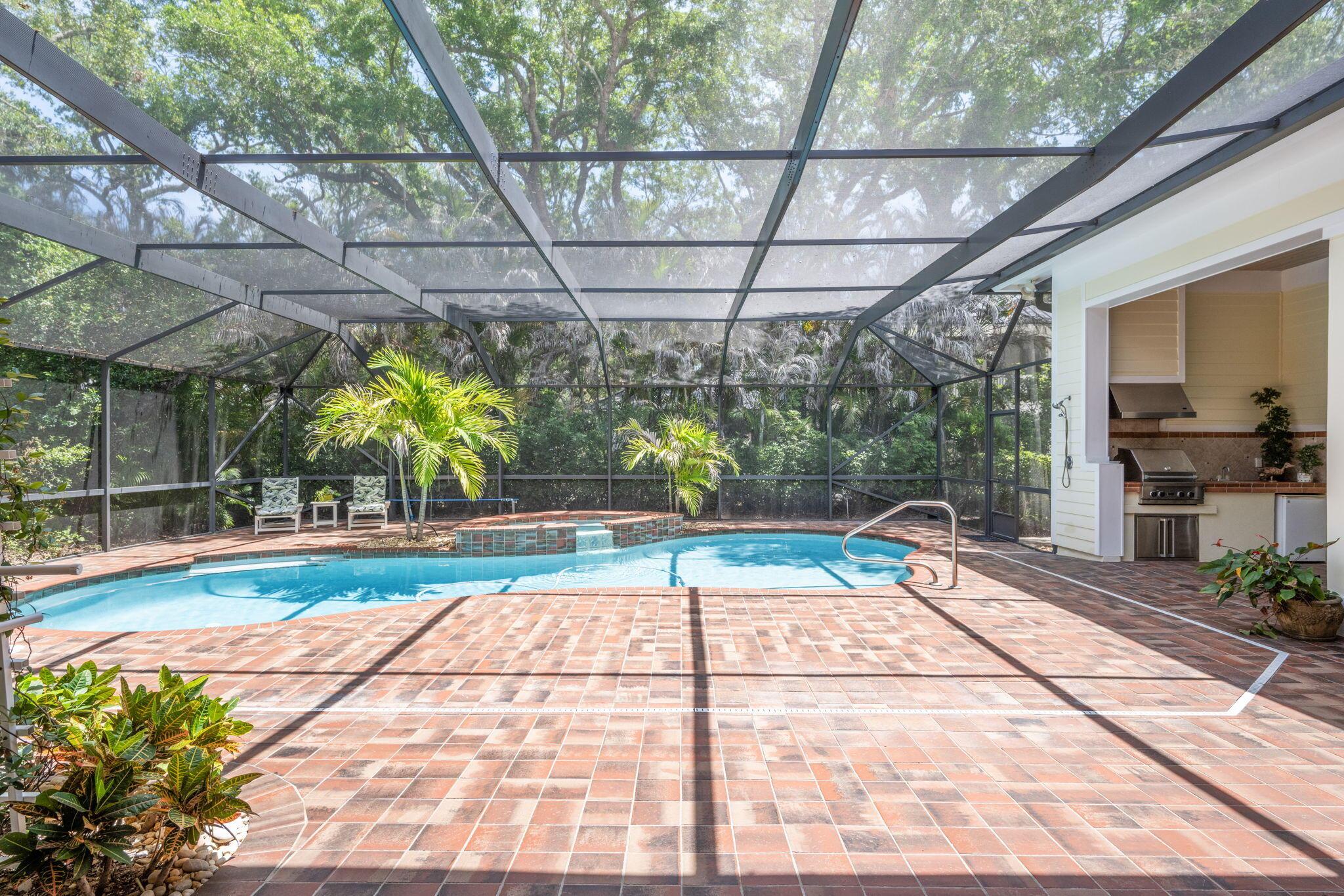Image 3: 37-web-or-mls-1031 River Trail-37