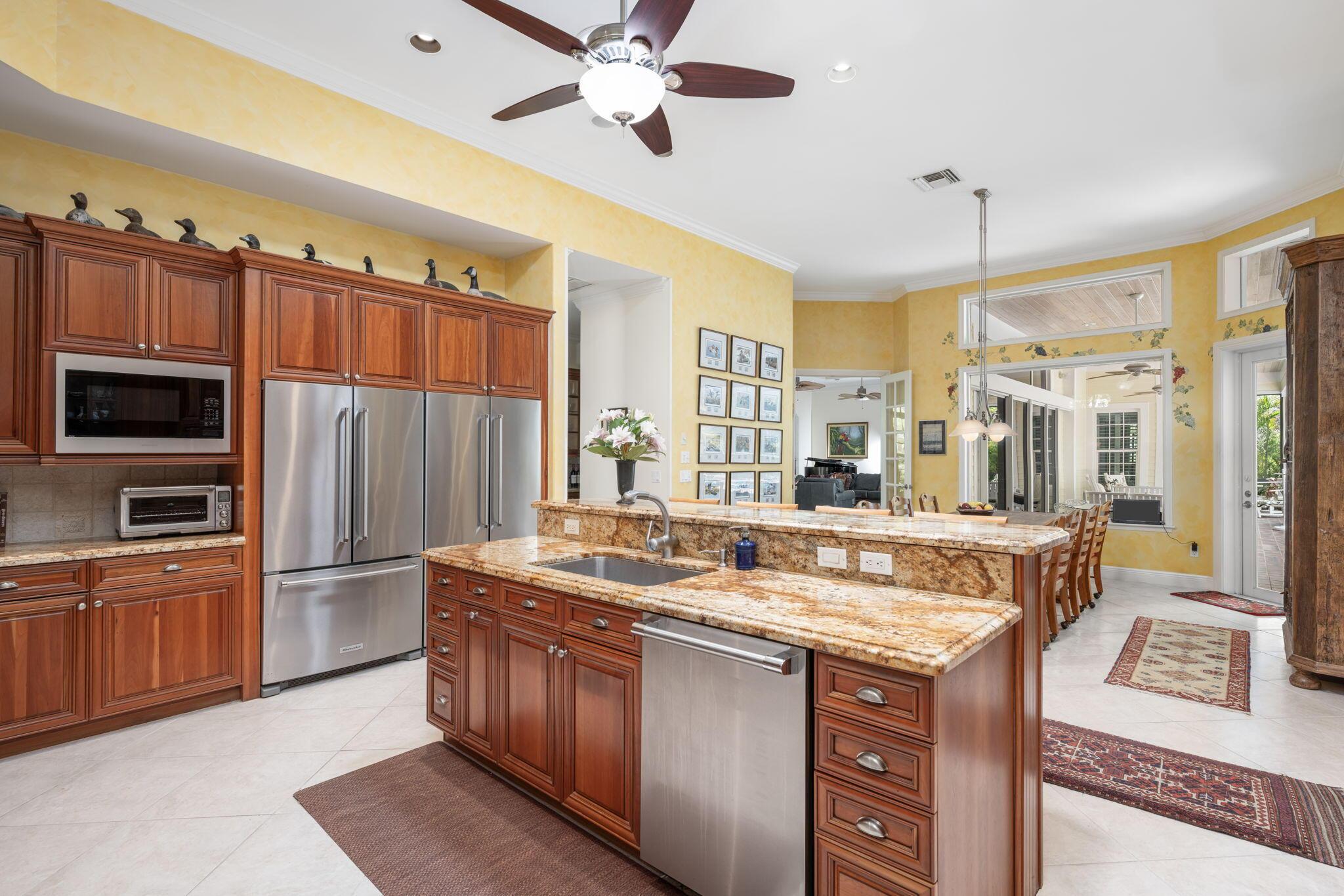 Image 4: 18-web-or-mls-1031 River Trail-18
