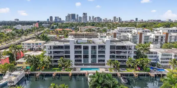 30 Isle Of Venice Drive