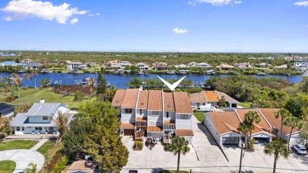 2985 SE South Lookout Boulevard