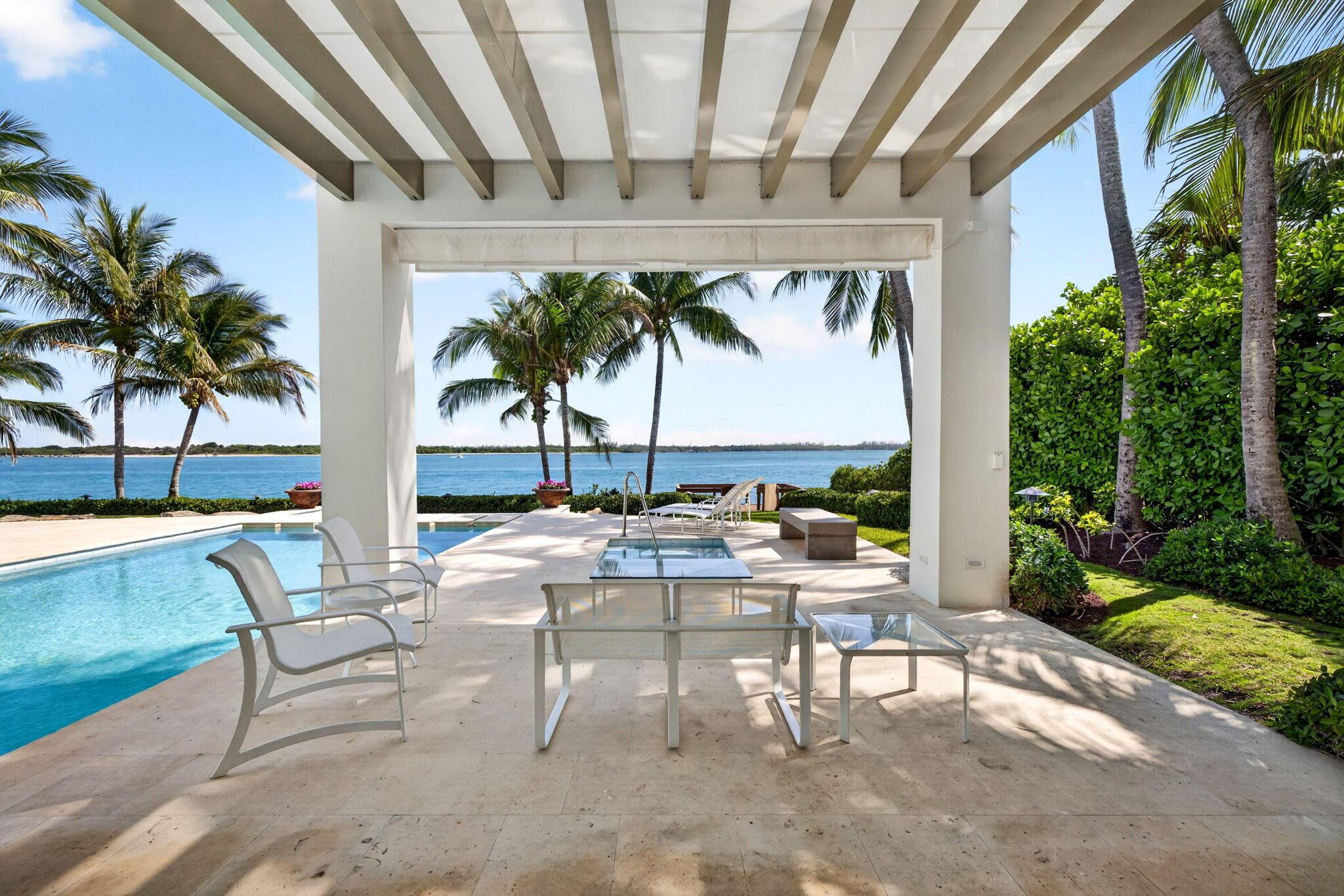 Image 3: Relax and refresh on this covered patio