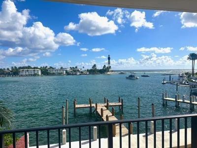 2500 Bay Drive