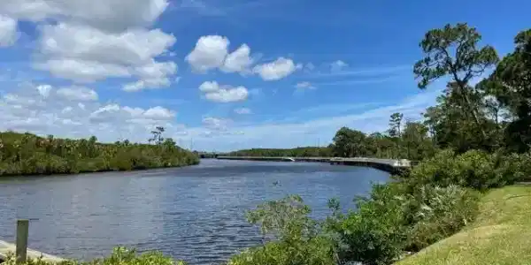 2500 SE Anchorage Cove
