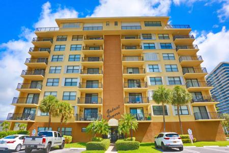 801 N Ocean Boulevard