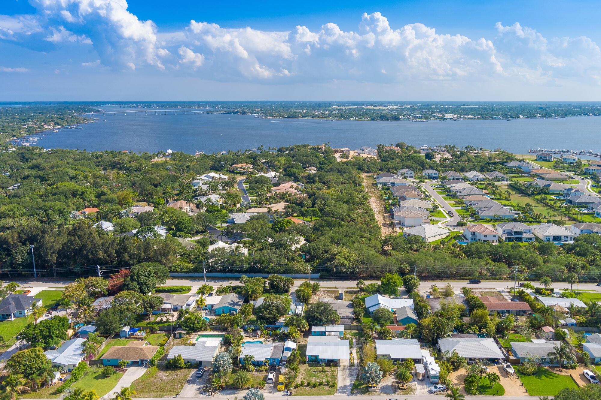 Image 3: 2574 NE Roberta St, Jensen Beach, FL 349