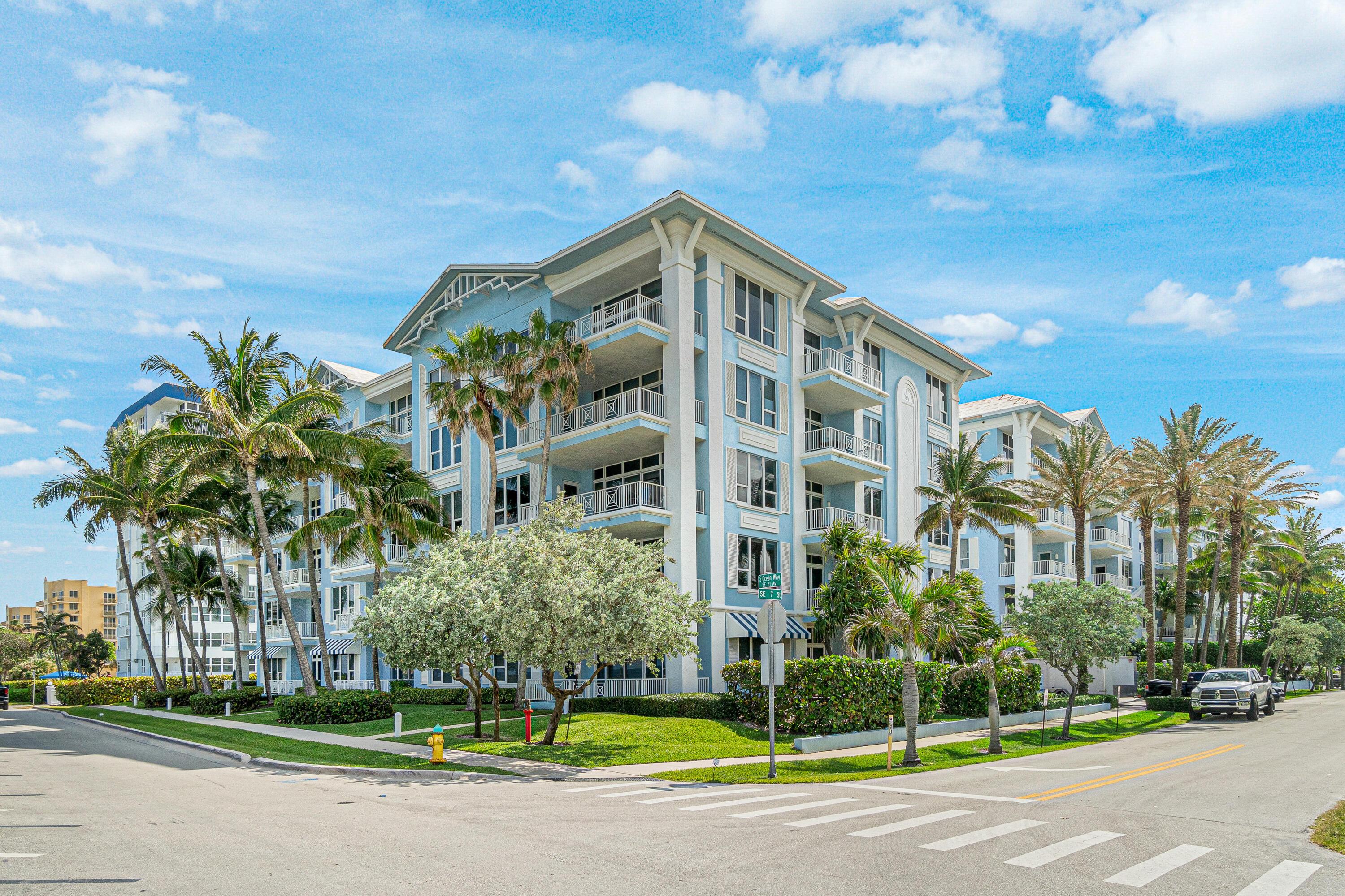 Image 3: 002-701Southeast21stAvenue-301-Deerfield