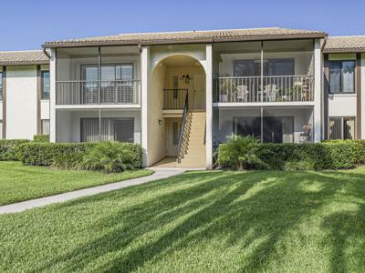 1605 SW Silver Pine Way