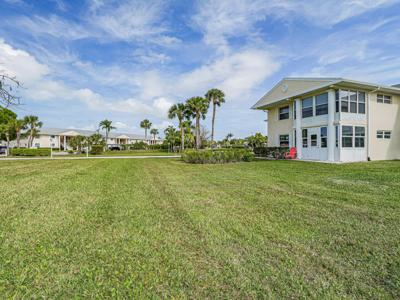 209 Grove Isle Circle