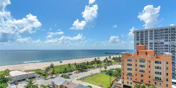 525 N Ocean Blvd