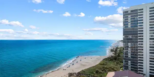 4200 N Ocean Drive