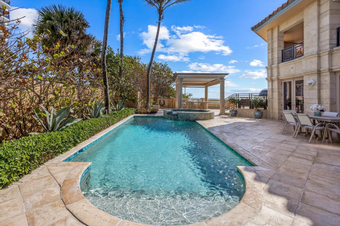 Image 2: PRIVATE POOL/PATIO/SPA TO OCEAN