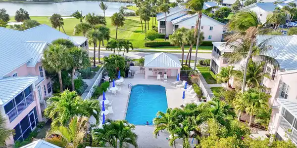 Image 3: Pool2