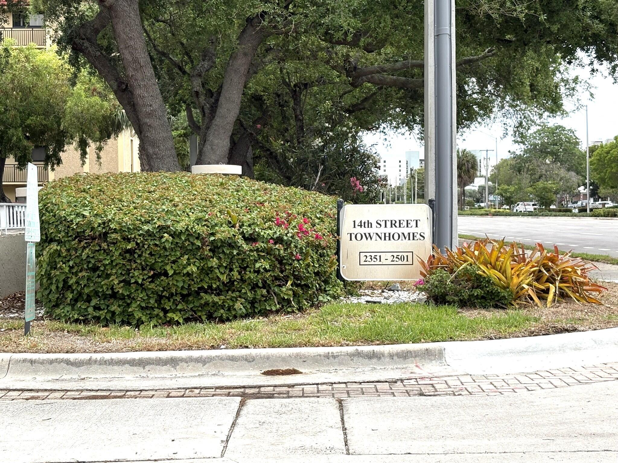 Image 2: 14th St Townhomes