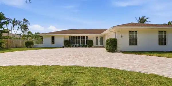 359 Country Club Drive