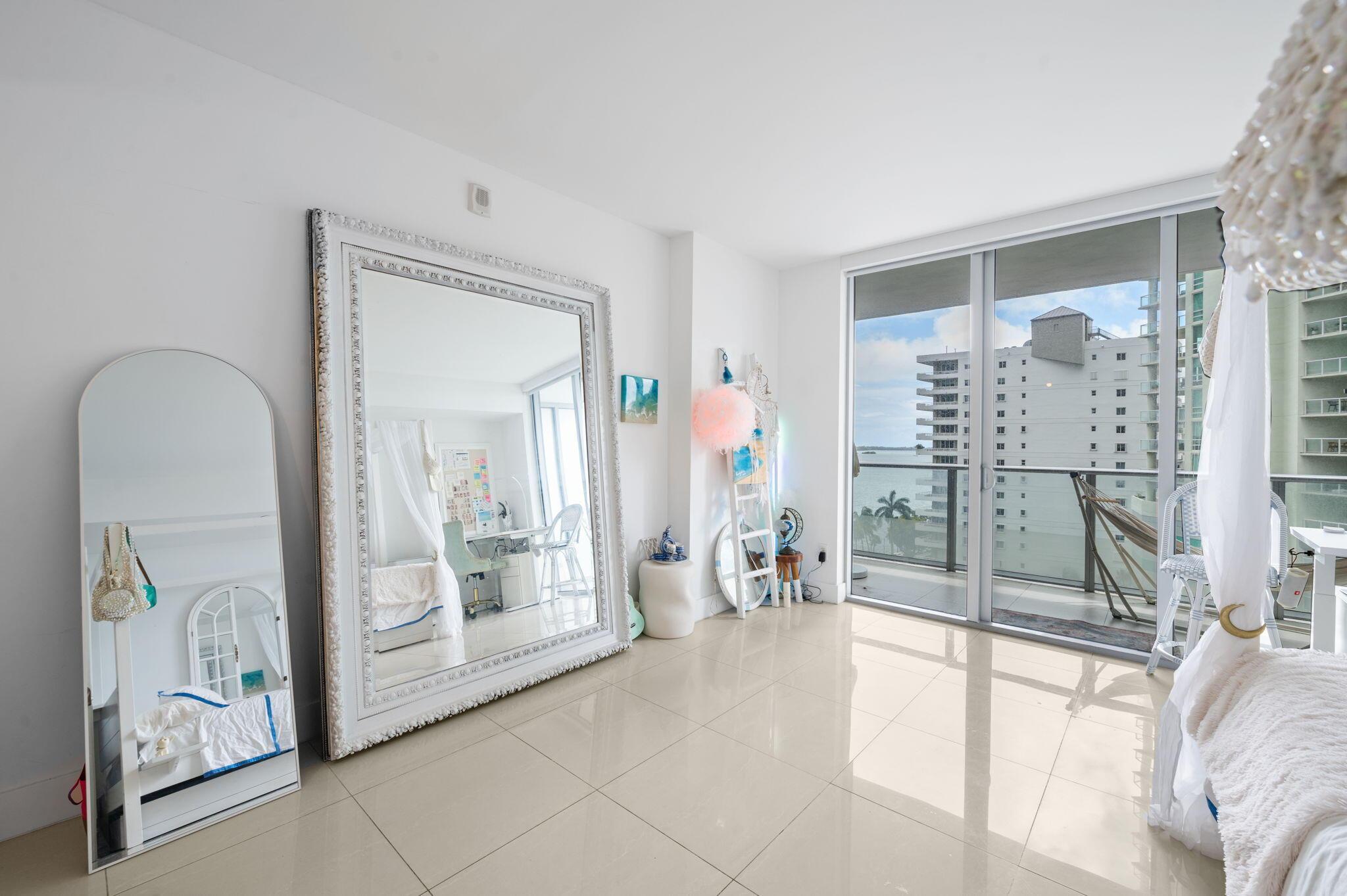 Image 1: 8-web-or-mls-1300-brickell-bay-dr-1005