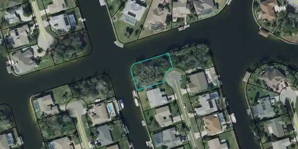 43 N Cloverdale Court