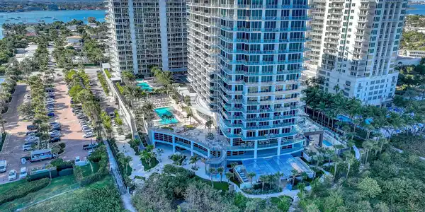 3100 N Ocean Drive