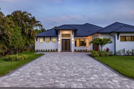 513 SW South Carolina Drive