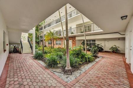 2500 NE 9th Street