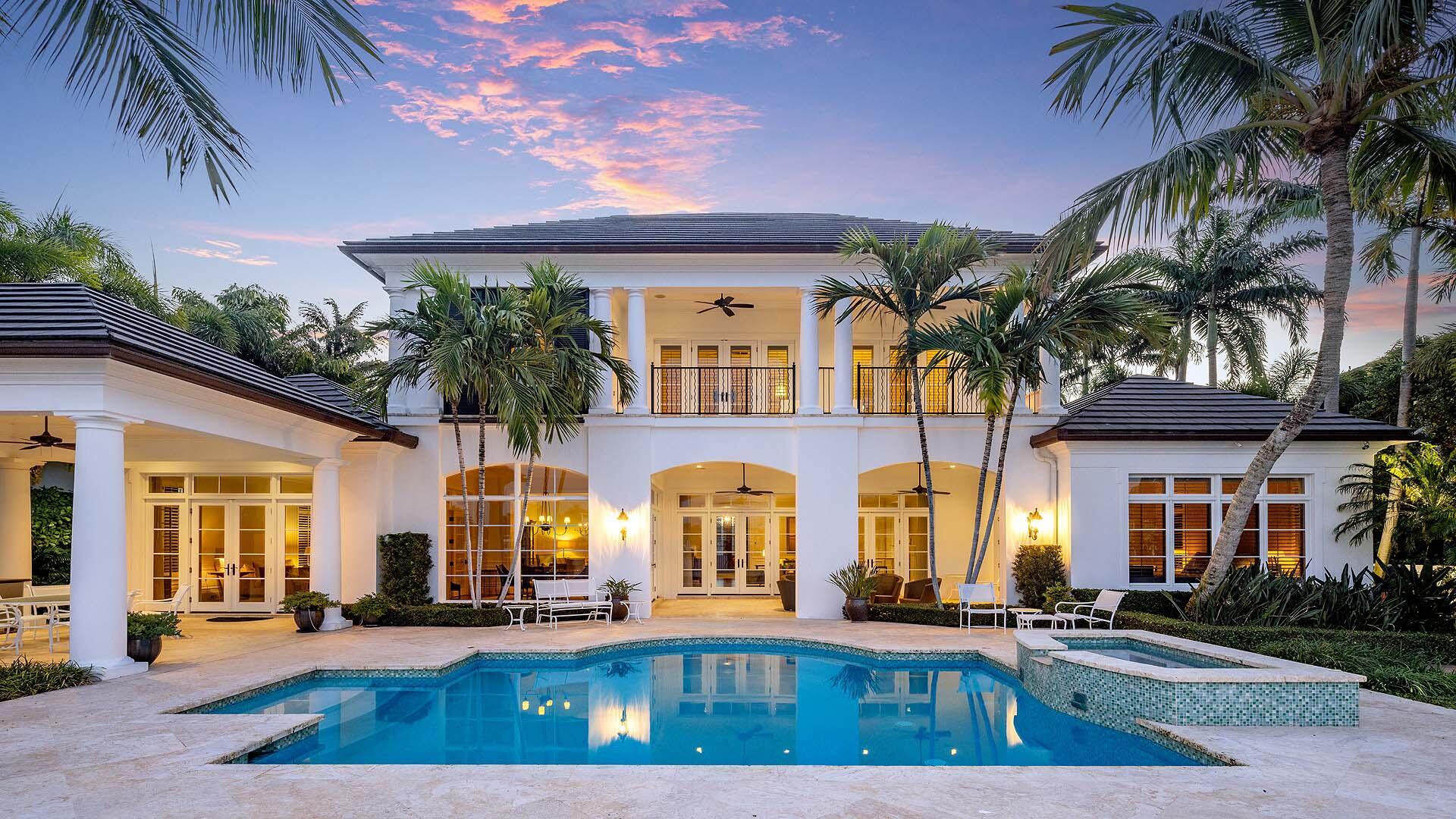 Image 3: 2366 S Ocean Blvd (3)