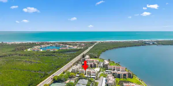 3412 NE Causeway Boulevard