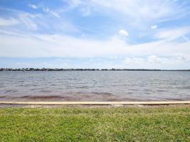 78 N Lakeshore Drive