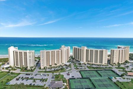 200 Ocean Trail Way