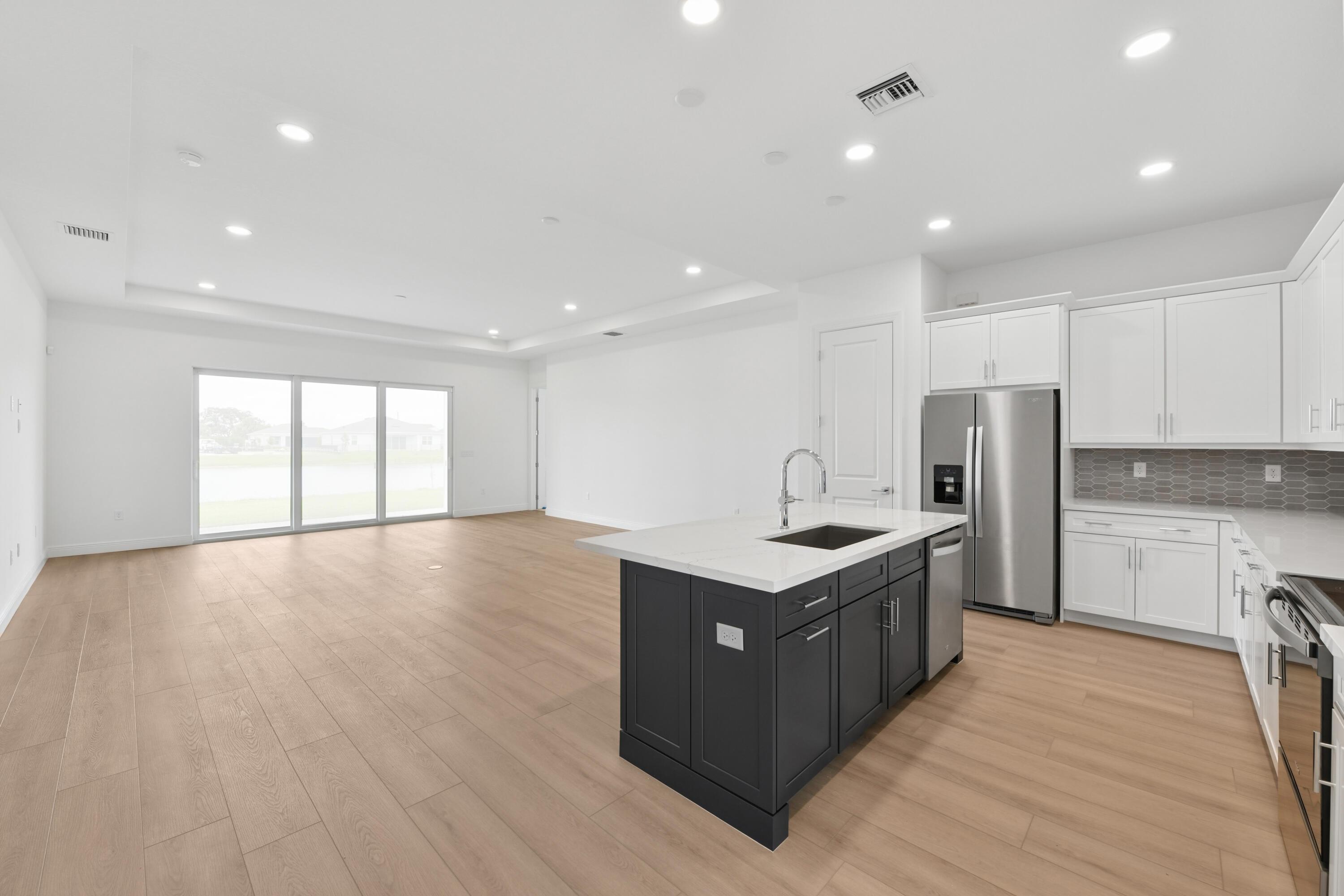 Image 3: Kitchen/Great Room
