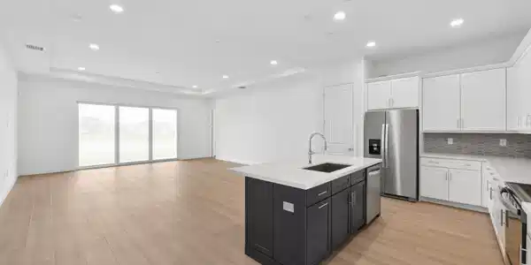 Image 3: Kitchen/Great Room