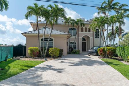 2500 SE 7th Drive