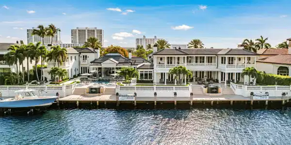 Image 2: 011-2989SpanishRiverRoad-BocaRaton-FL-33
