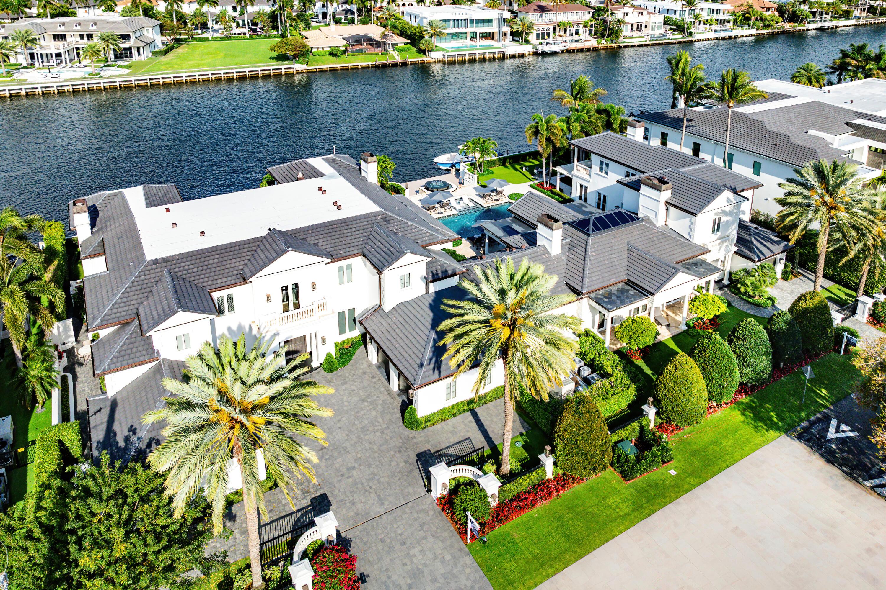 Image 4: 002-2989SpanishRiverRoad-BocaRaton-FL-33
