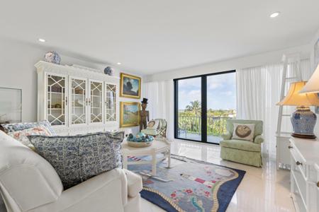 2275 S Ocean Boulevard