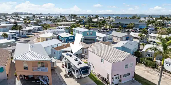 340 Nettles Boulevard