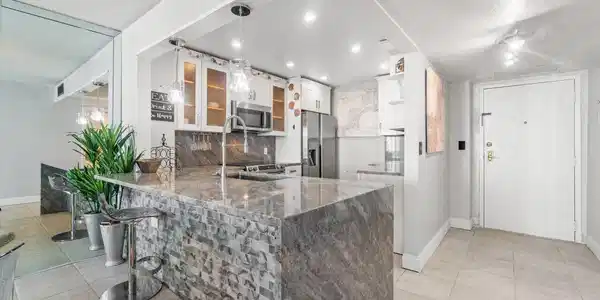 800 SE 20th Avenue