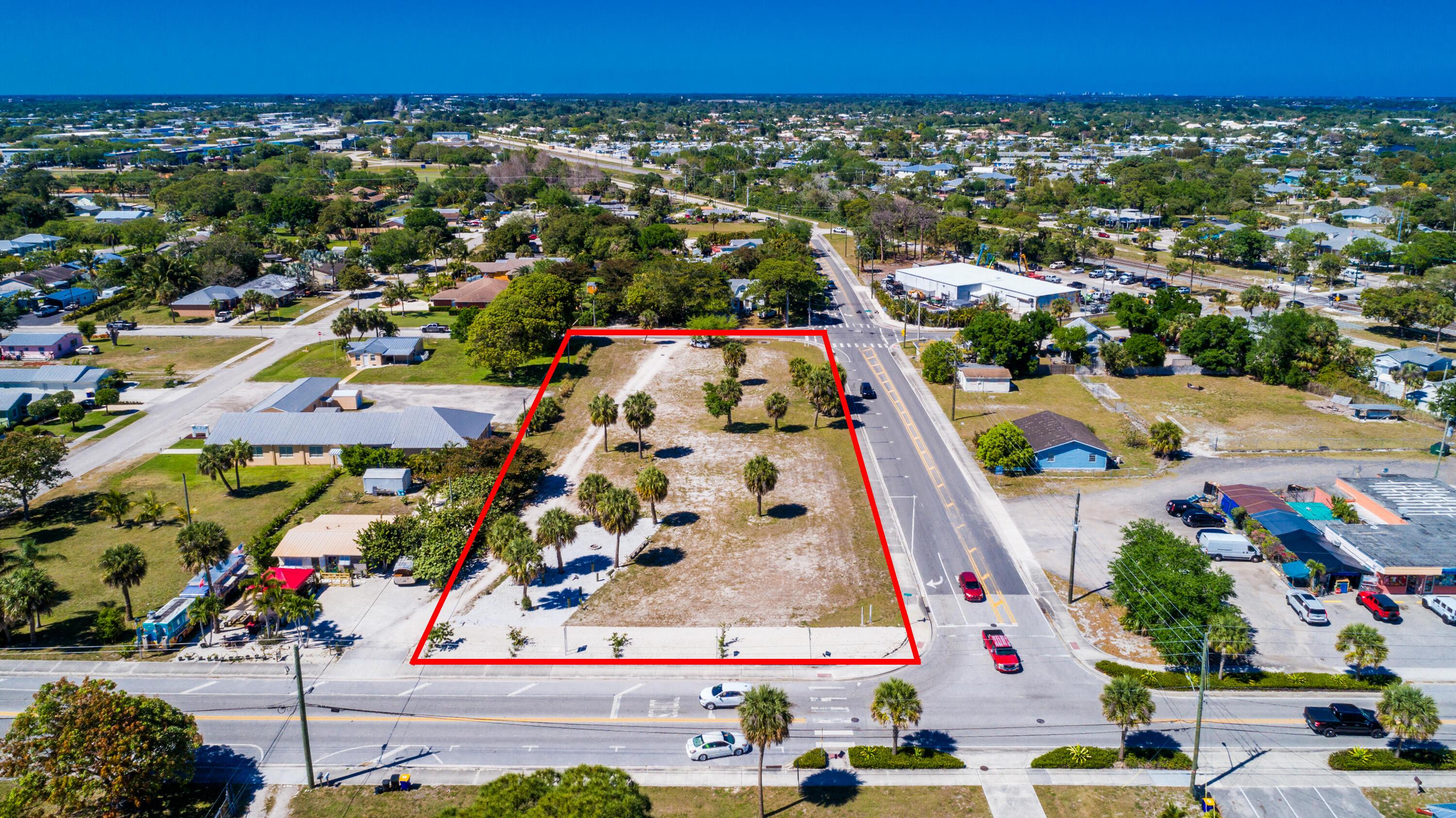 Image 1: 4878 SE Commerce Ave Stuart FL-print-007