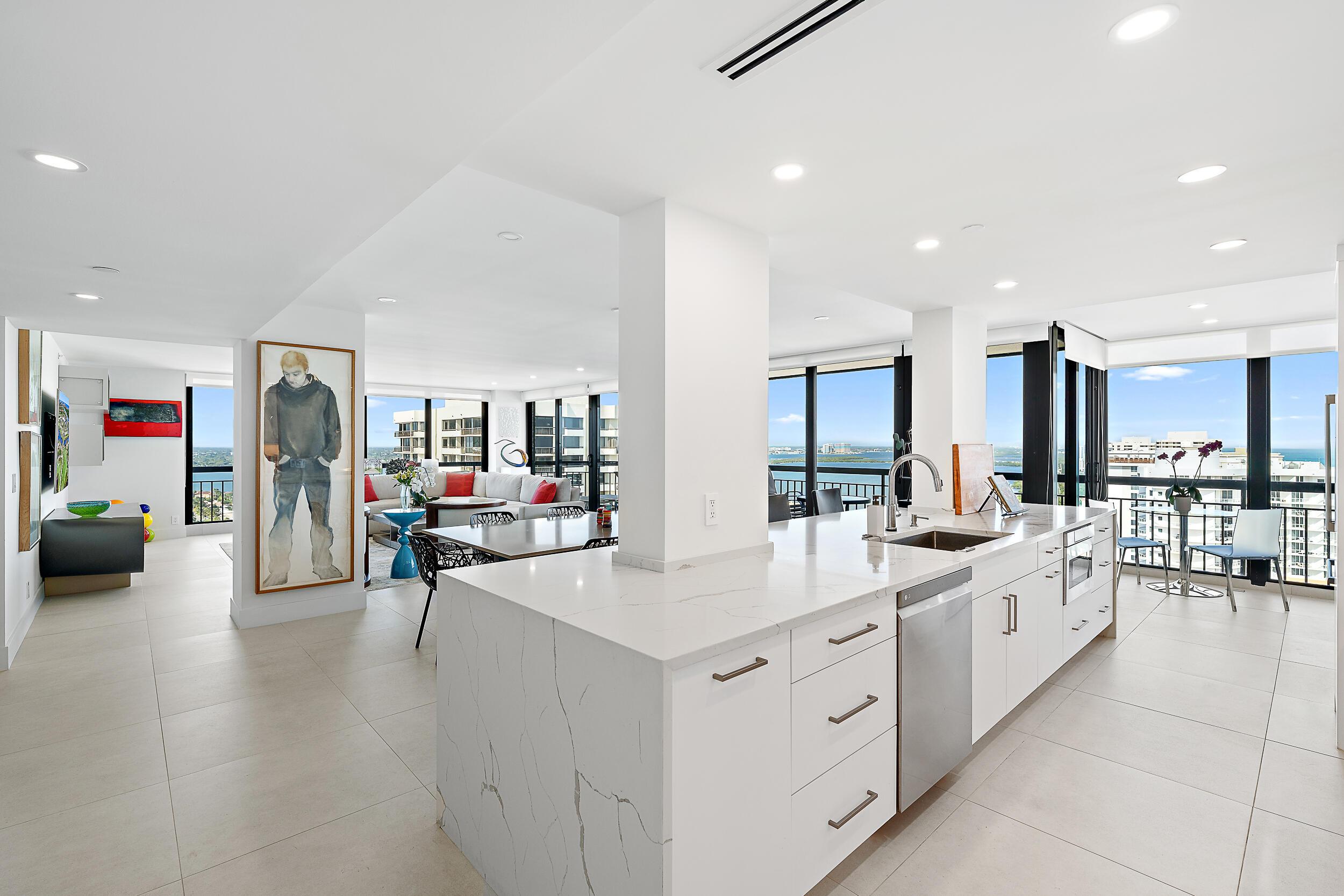 Image 4: Open Living Space