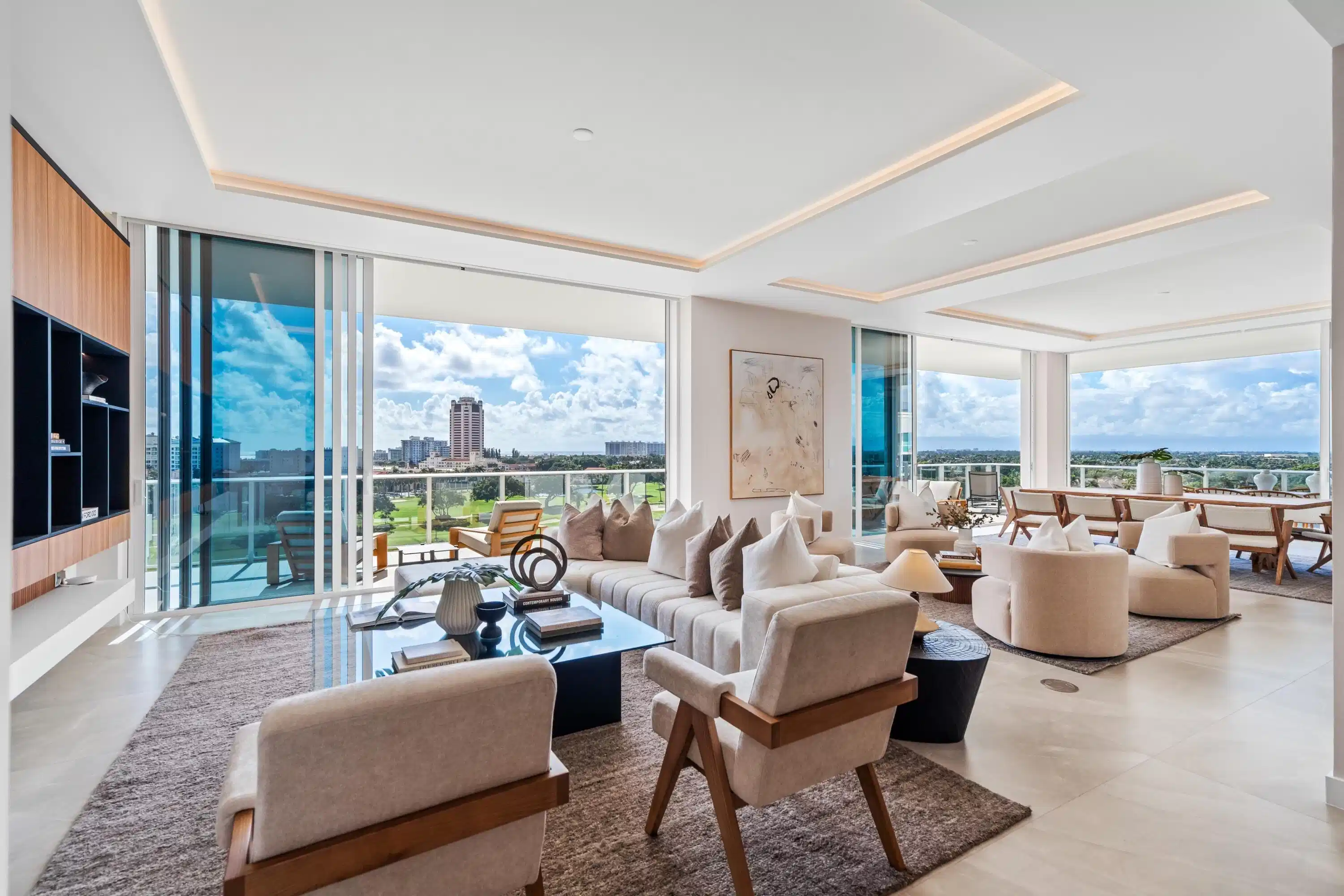 Image 1: GREAT ROOM